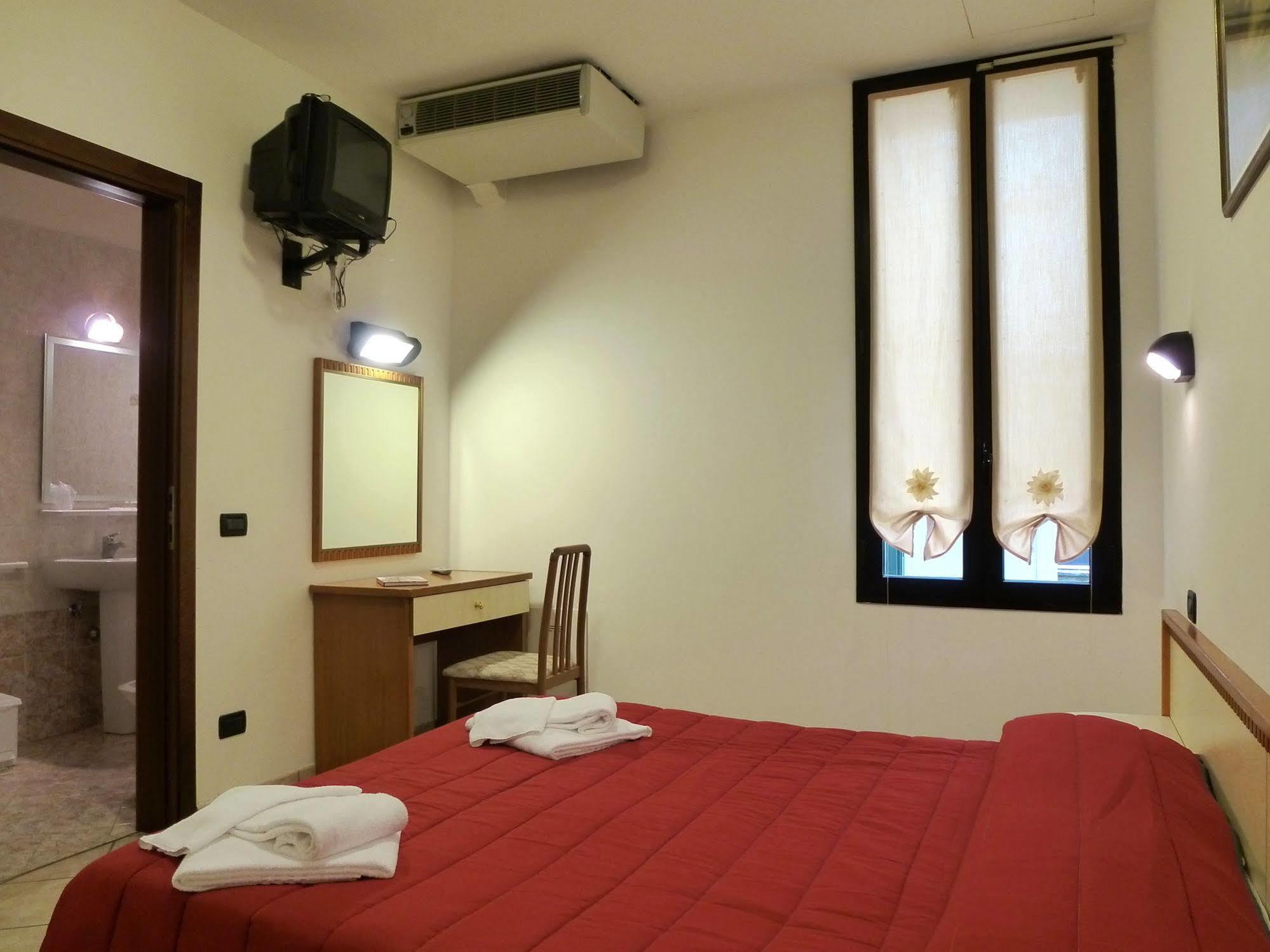 Hotel San Paolo Ferrara Dış mekan fotoğraf